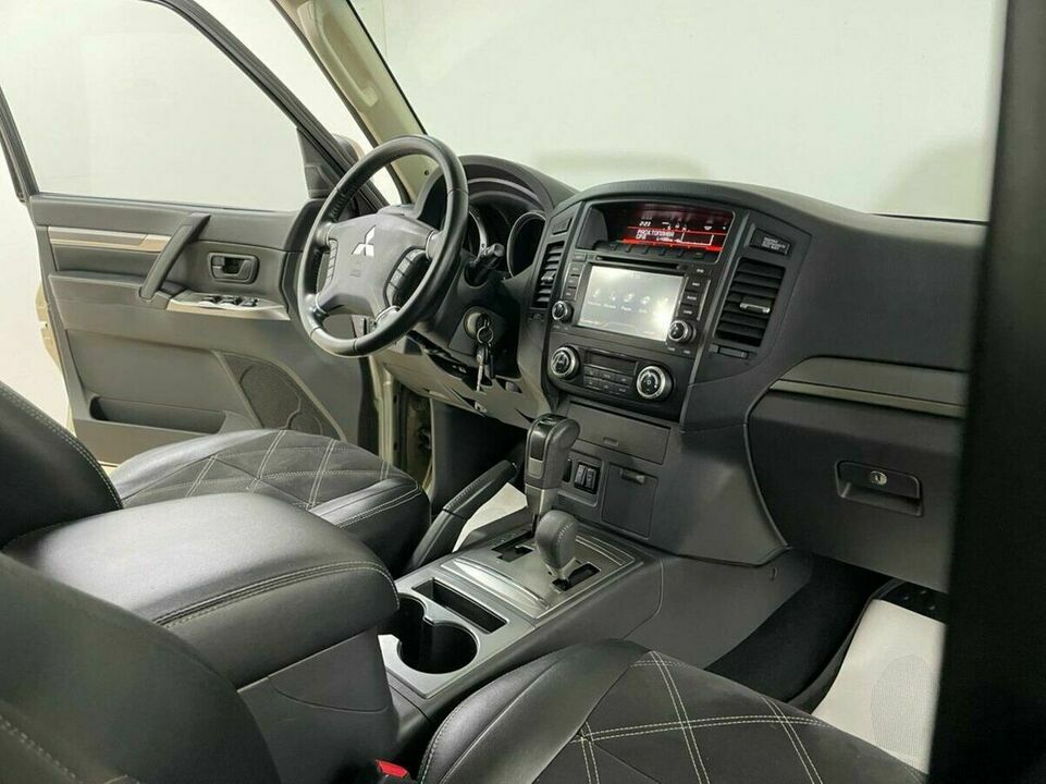 Mitsubishi Pajero IV Рестайлинг 1, фото №7