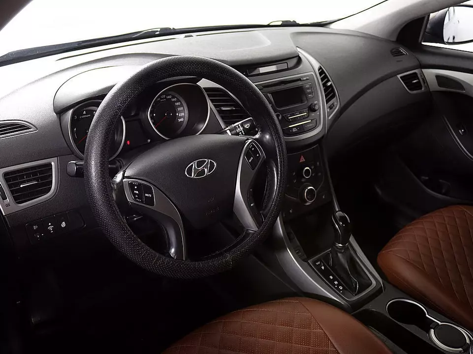 Hyundai Elantra, фото №15