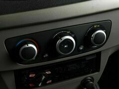 Renault fluence, фото №9