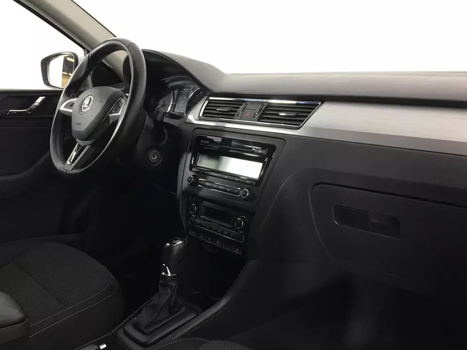 Skoda Rapid, фото №9