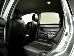 Mitsubishi Outlander II, фото №6