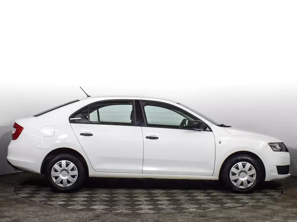 Skoda Rapid, фото №4