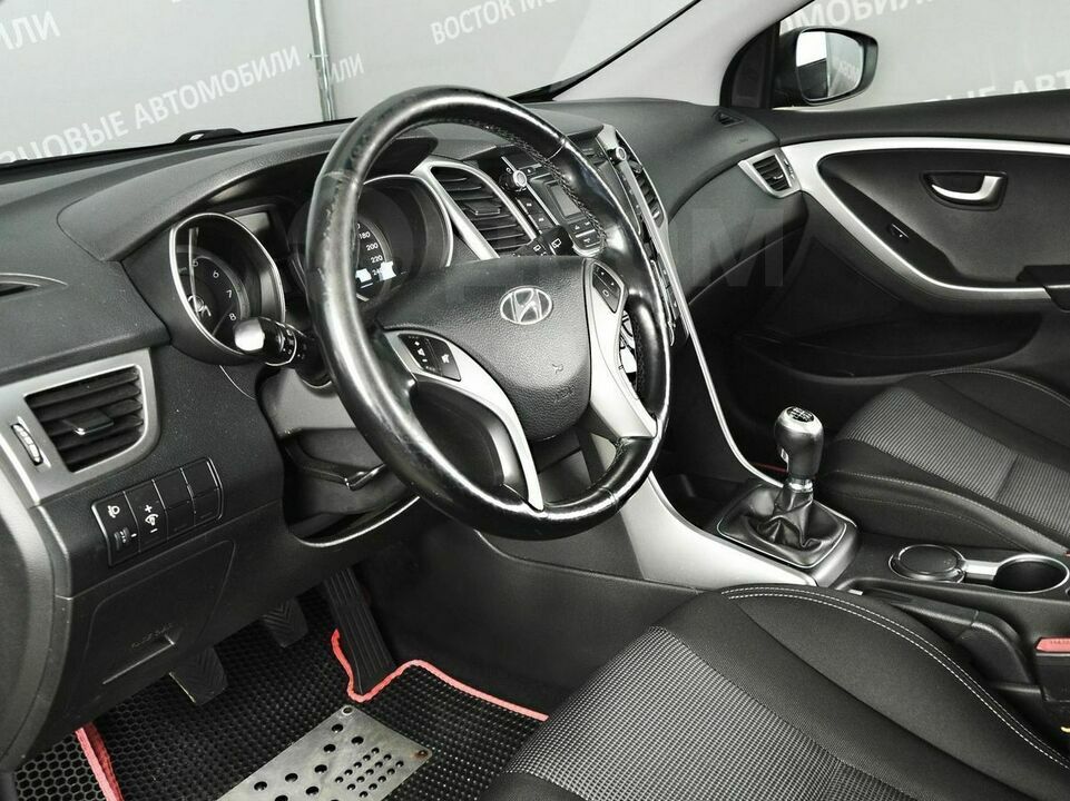 Hyundai i30, 2 поколение, фото №8