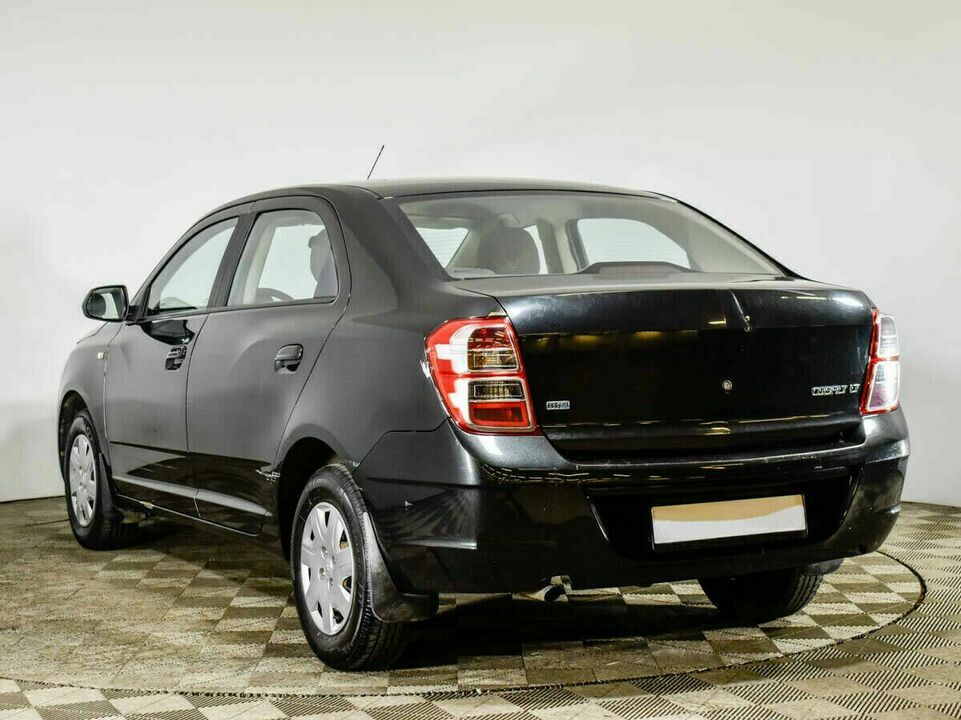 Chevrolet Cobalt II, фото №2