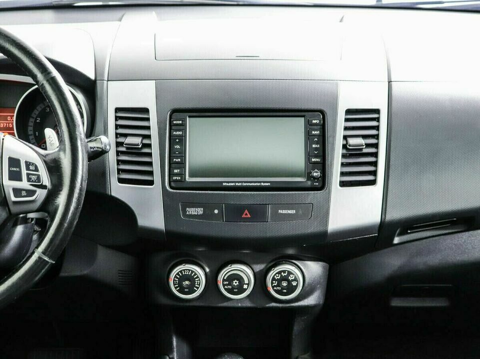 Mitsubishi Outlander II, фото №8
