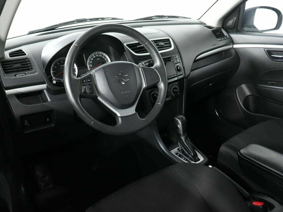 Suzuki Swift IV, фото №5