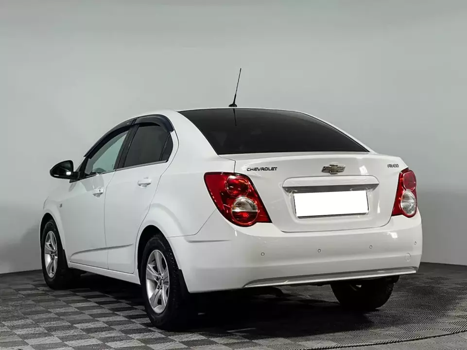 Chevrolet Aveo, фото №7