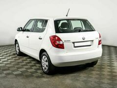 Skoda Fabia II Рестайлинг, фото №4