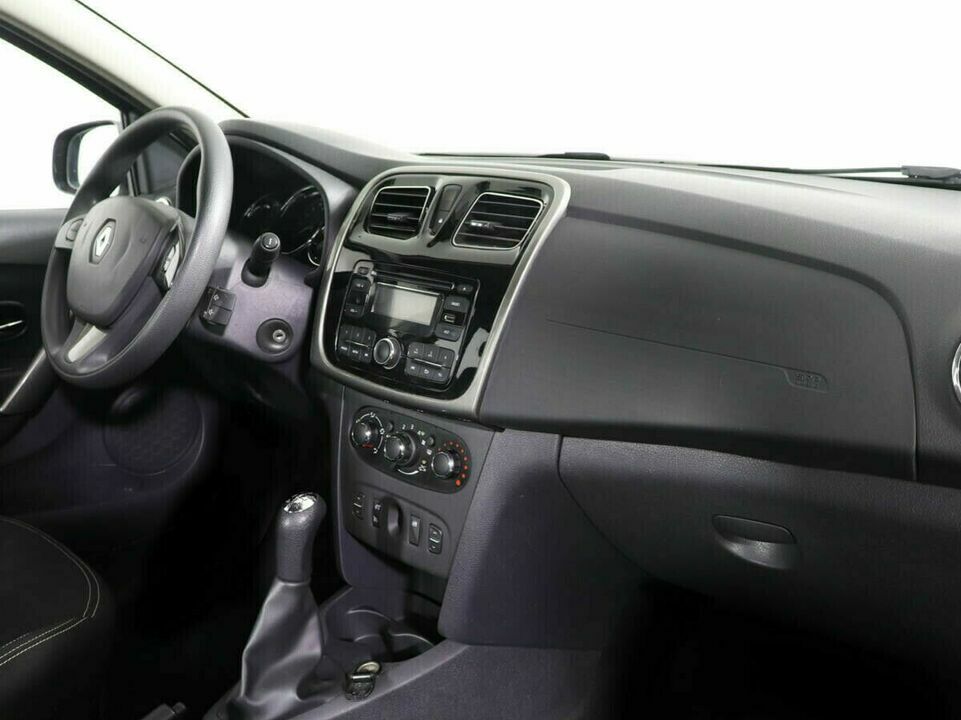 Renault Logan II, фото №7