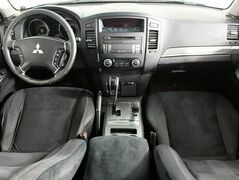 Mitsubishi Pajero IV, фото №4