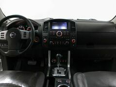 Nissan Pathfinder III Рестайлинг, фото №5