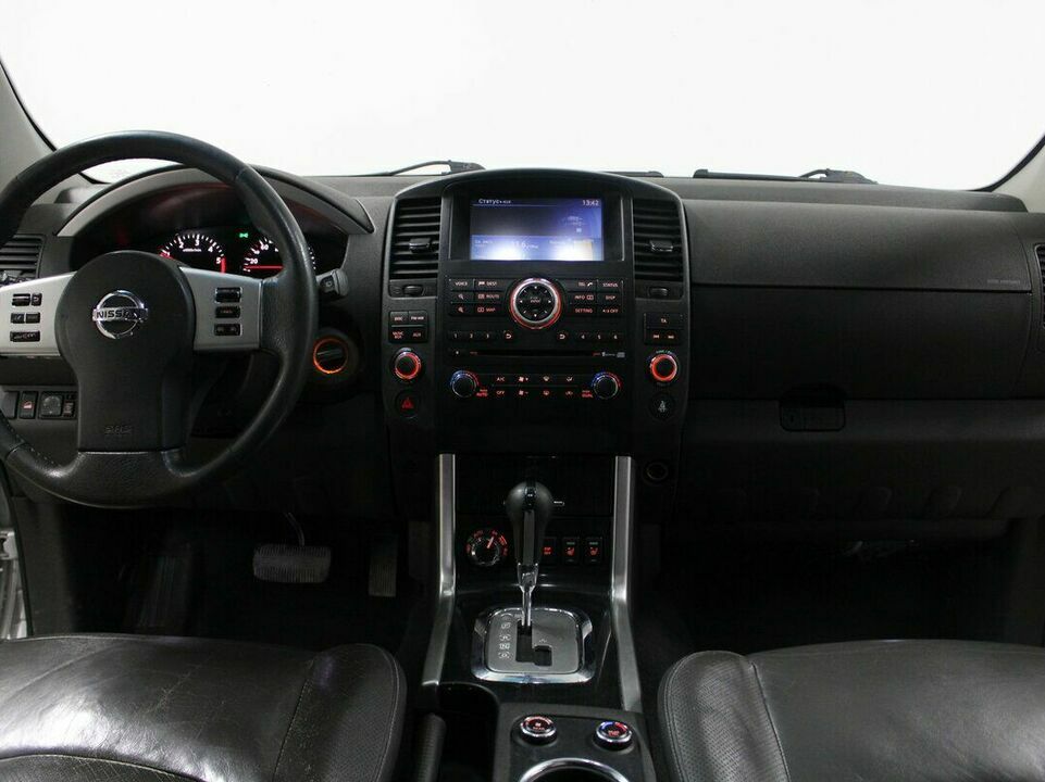 Nissan Pathfinder III Рестайлинг, фото №5