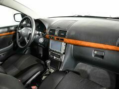 Toyota Avensis, фото №4