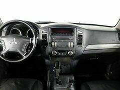 Mitsubishi Pajero IV Рестайлинг 1, фото №9