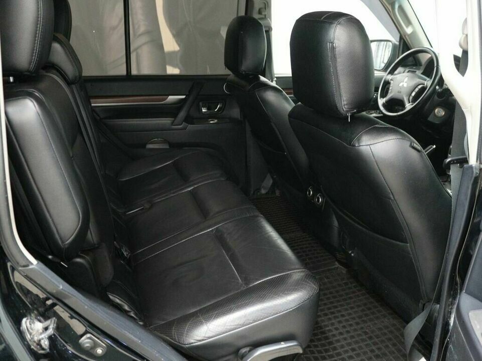 Mitsubishi Pajero IV, фото №6
