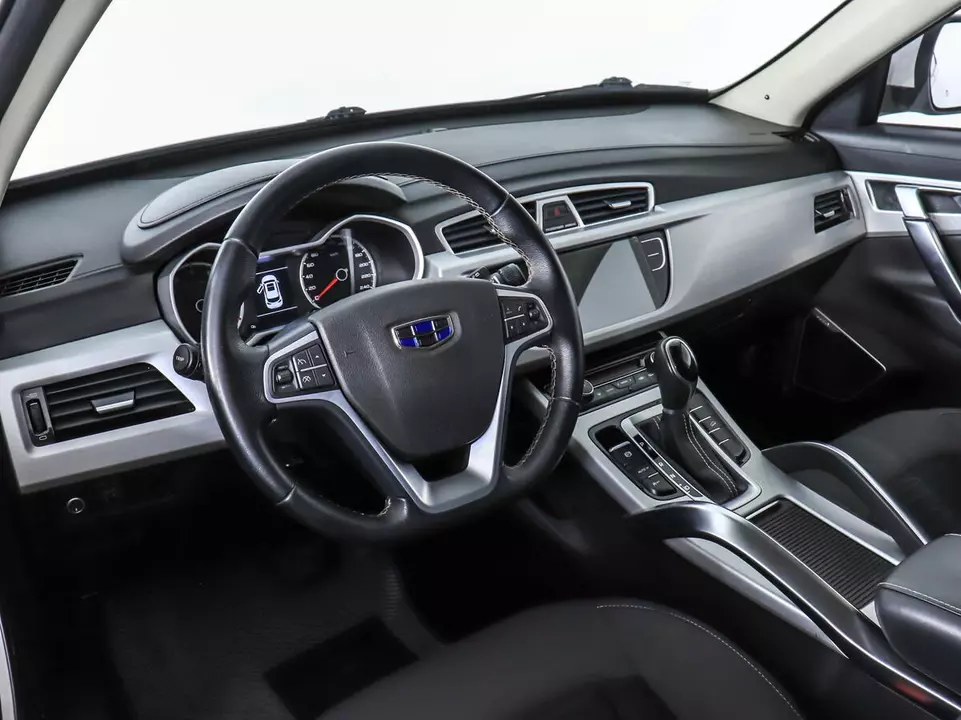 Geely Atlas, фото №9
