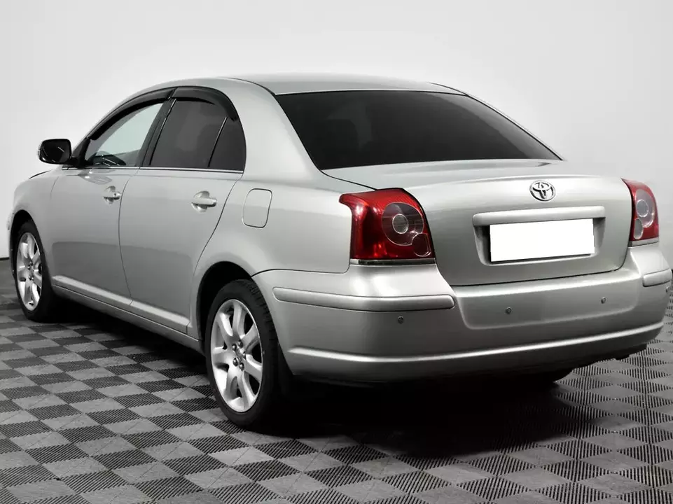 Toyota Avensis, фото №7