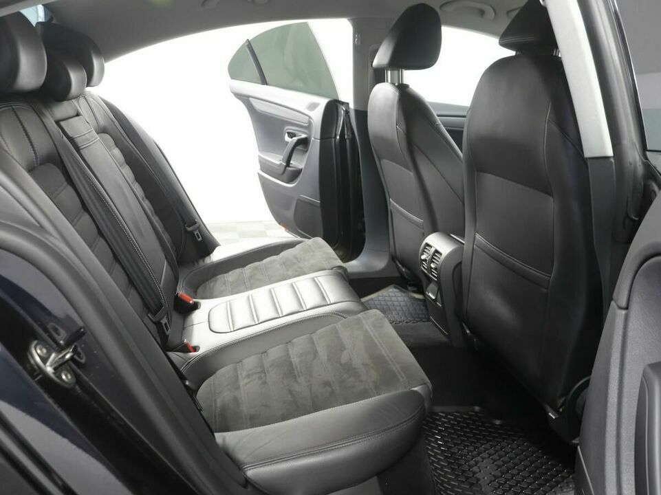 Volkswagen Passat CC, фото №9