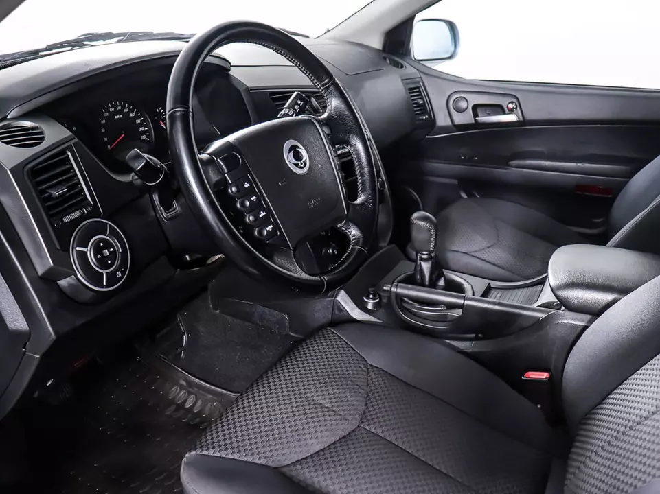 SsangYong Kyron, фото №15