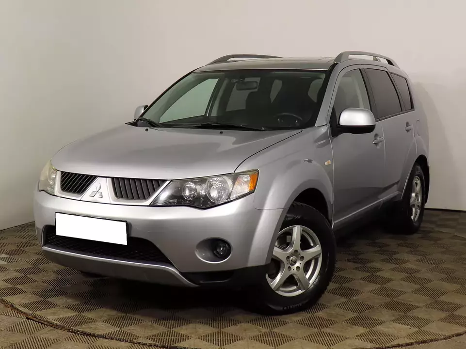 Mitsubishi Outlander, фото №1