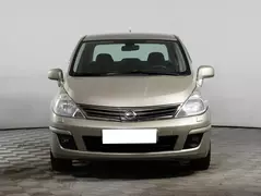 Nissan Tiida, фото №2