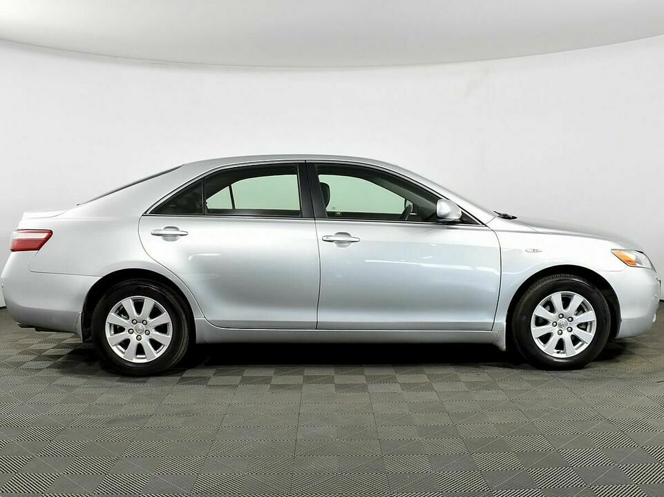 Toyota Camry, фото №3