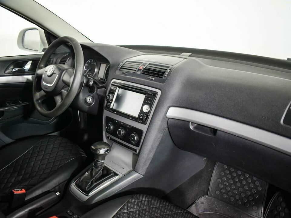 Skoda Octavia, фото №7