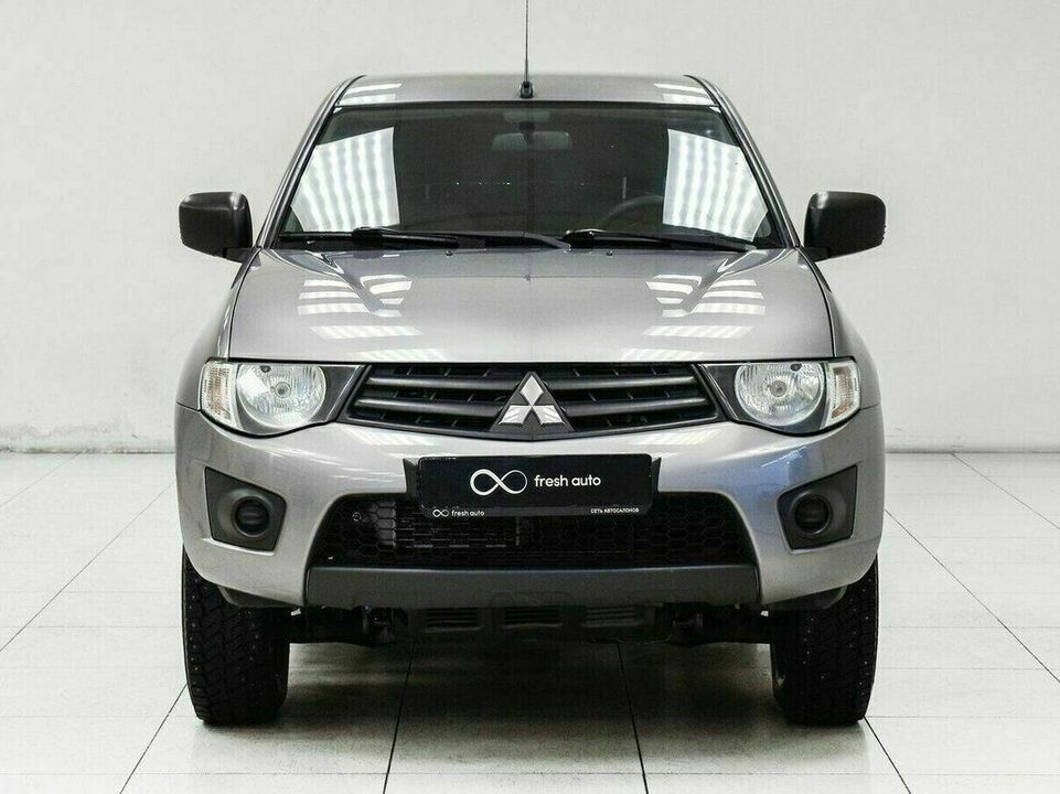 Mitsubishi l200, фото №1
