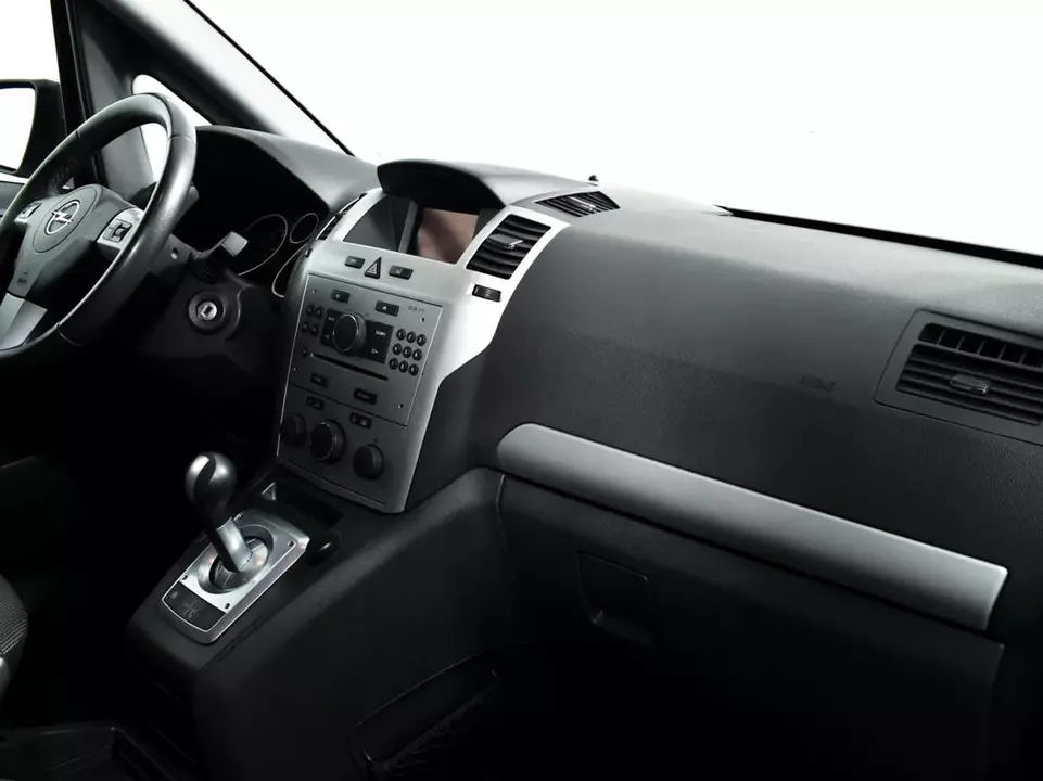 Opel Zafira, фото №9