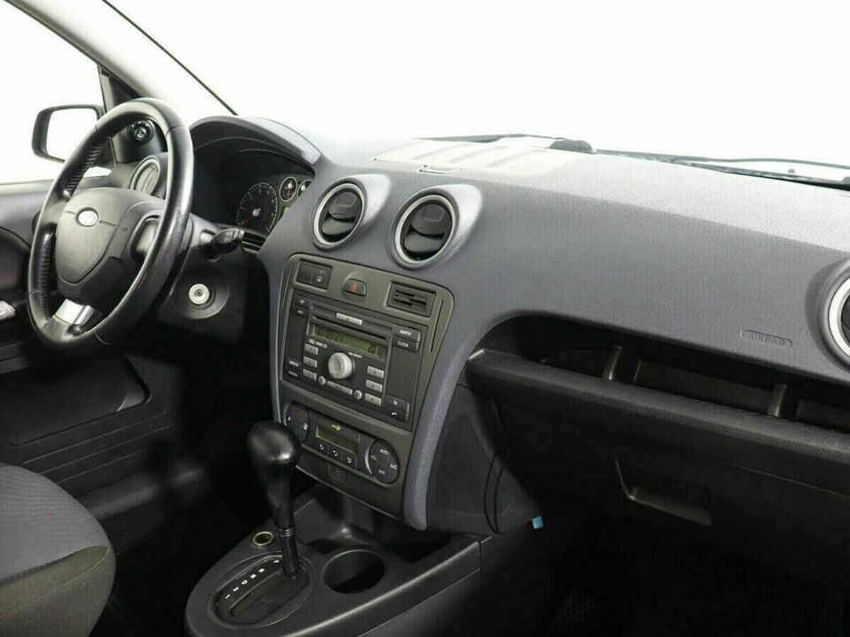 Ford Fusion I Рестайлинг, фото №8
