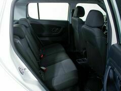 Skoda Fabia II Рестайлинг, фото №6