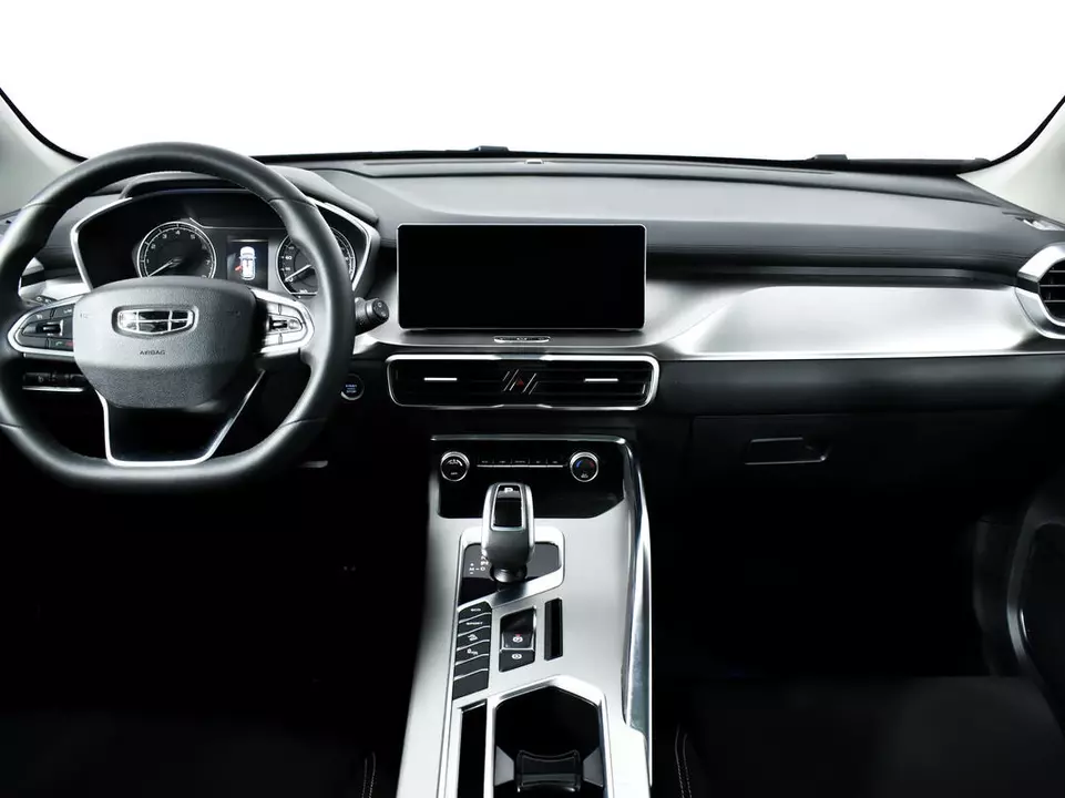 Geely Coolray, фото №11