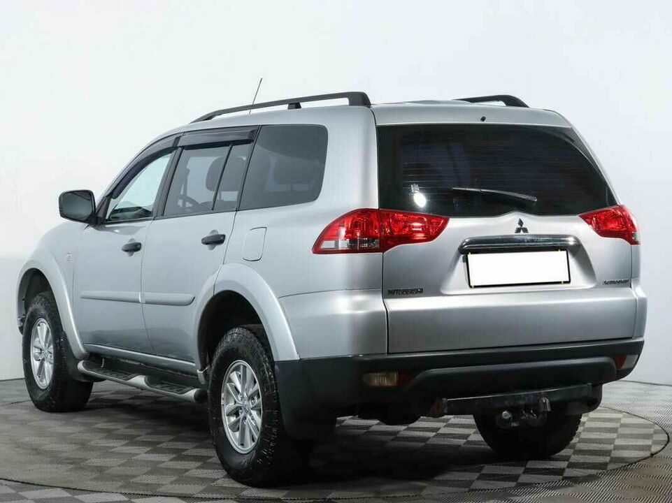 Mitsubishi pajero sport мкпп 2013 с пробегом 92 003 км, фото №6
