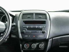 Mitsubishi ASX 1.8 Вариатор, фото №9