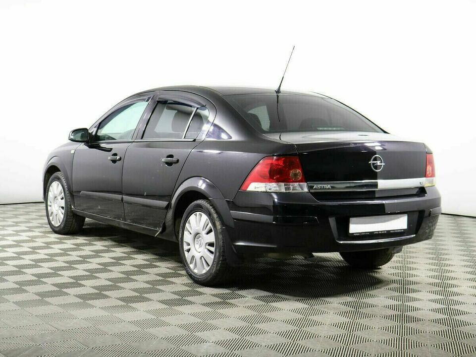 Opel Astra H Рестайлинг, фото №4