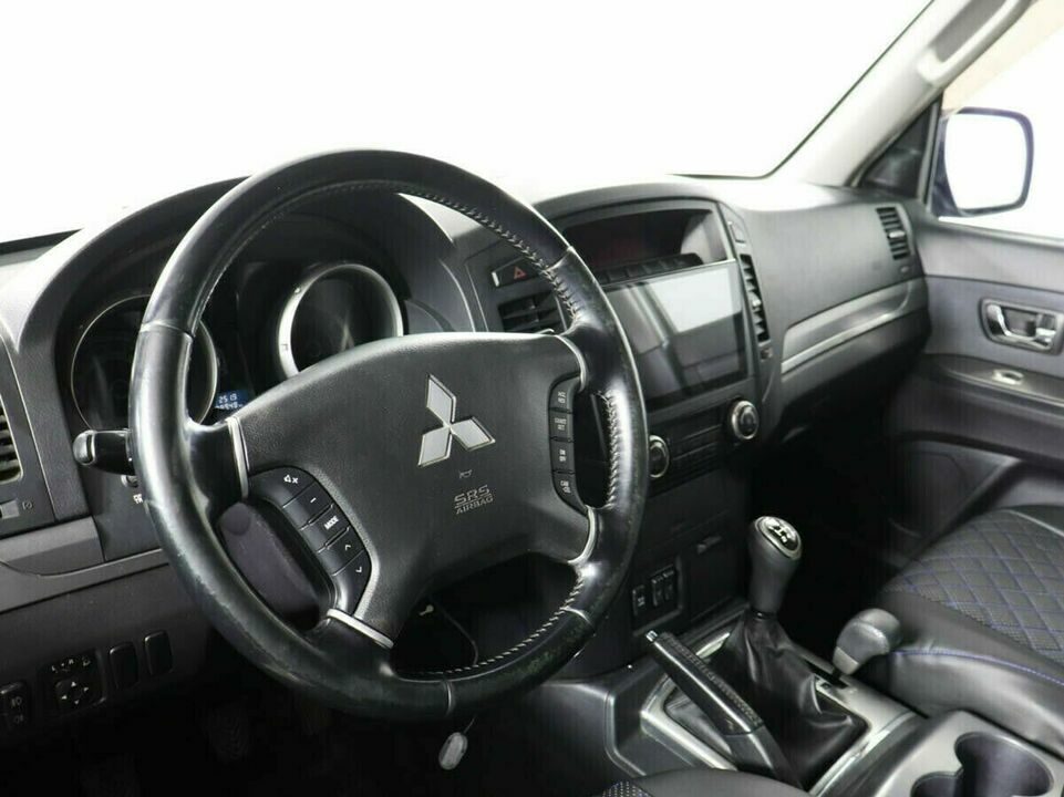 Mitsubishi Pajero IV, фото №5