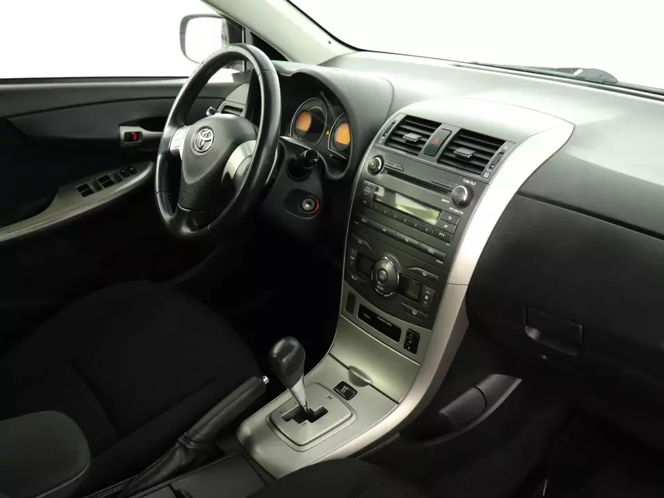 Toyota Corolla, фото №7