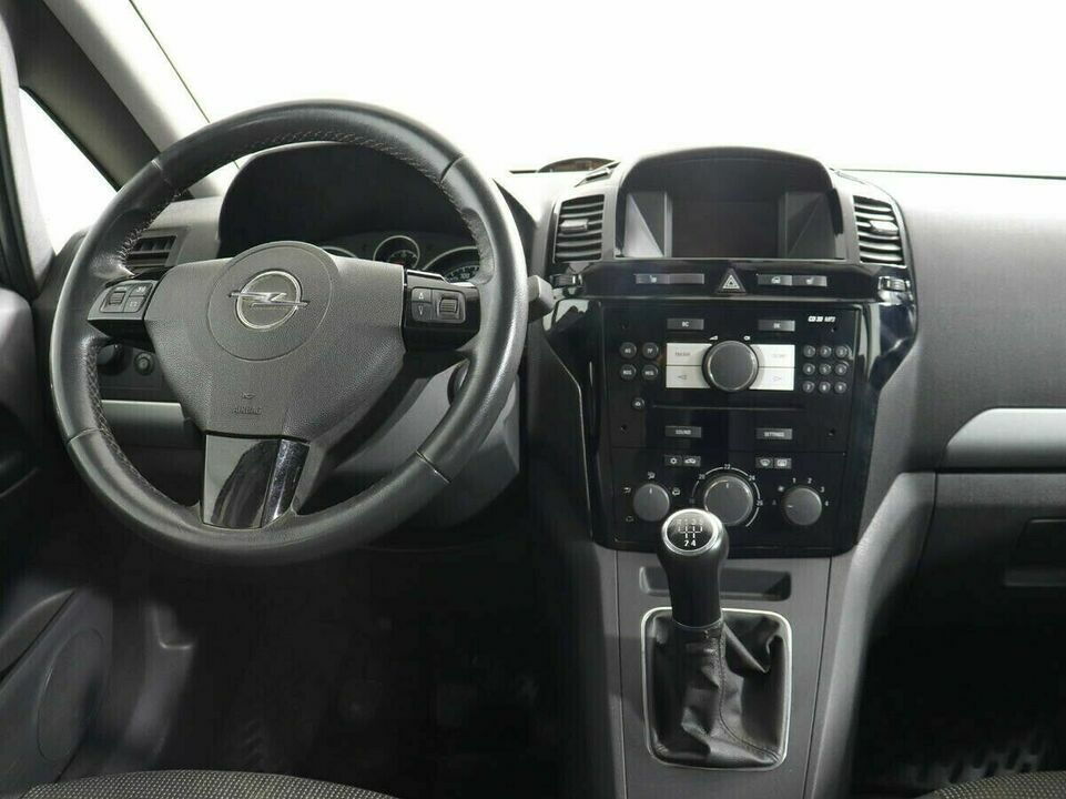 Opel Zafira B Рестайлинг, фото №8