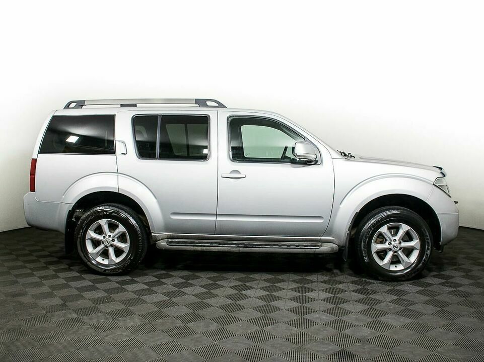 Nissan Pathfinder, фото №3