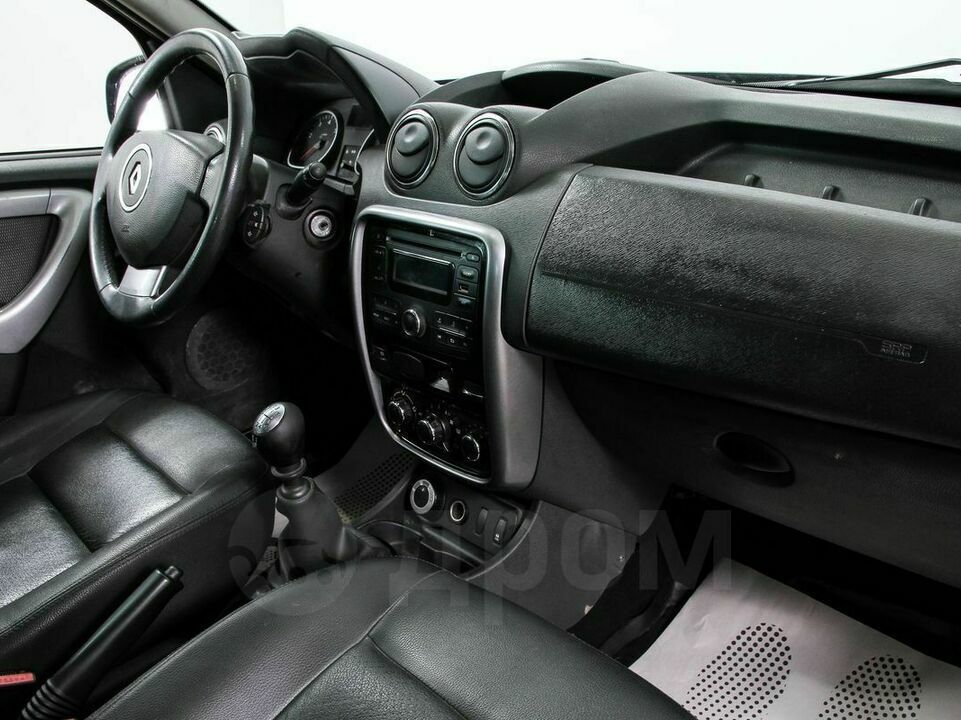 Renault Duster, 1 поколение, фото №11