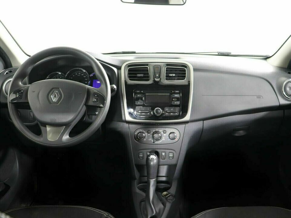 Renault Logan II, фото №5