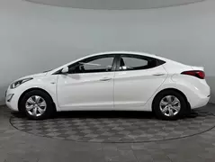 Hyundai Elantra, фото №8