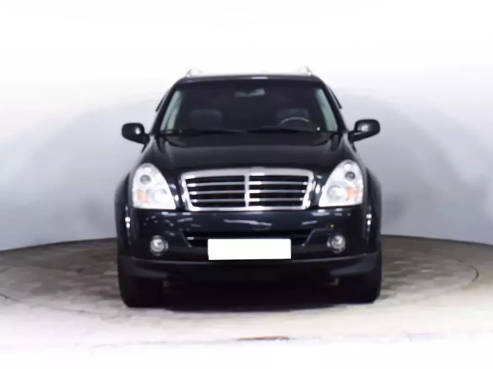SsangYong Rexton, фото №2