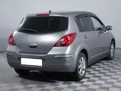 Nissan Tiida, фото №5