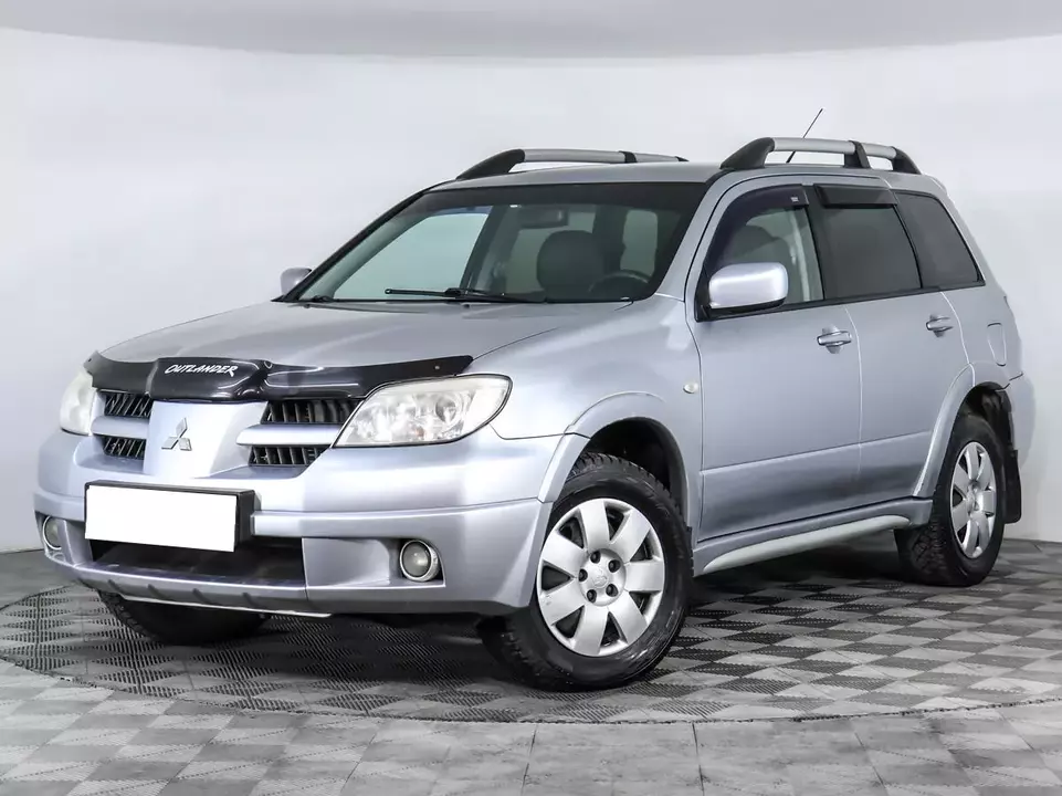Mitsubishi Outlander, фото №1