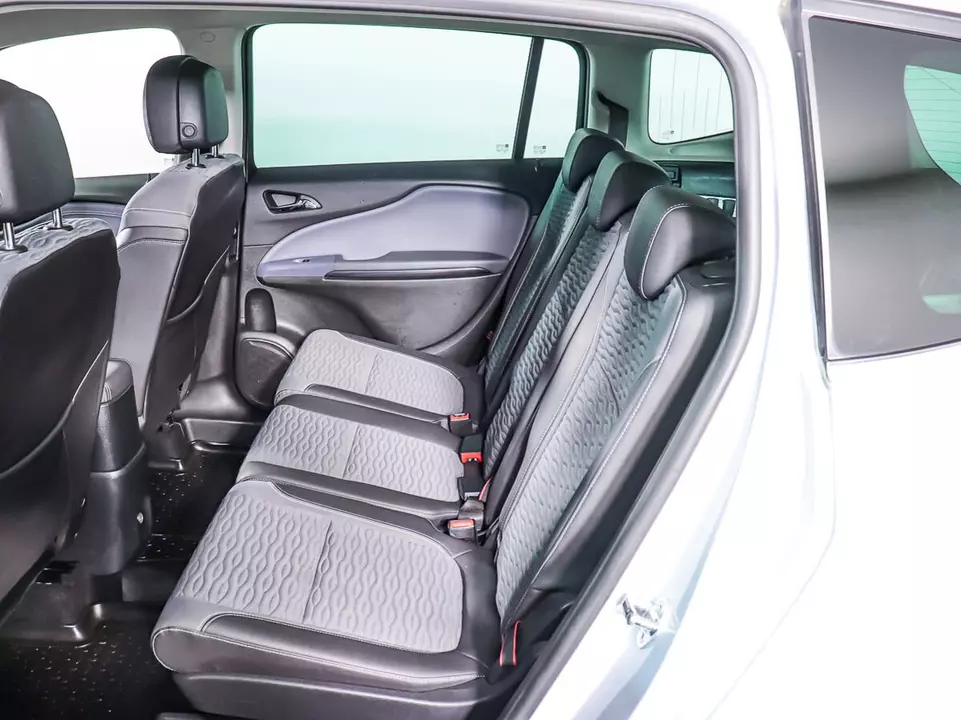 Opel Zafira, фото №13