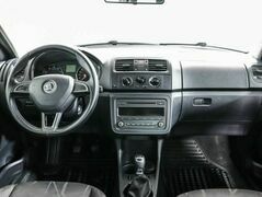 Skoda Fabia II Рестайлинг, фото №8
