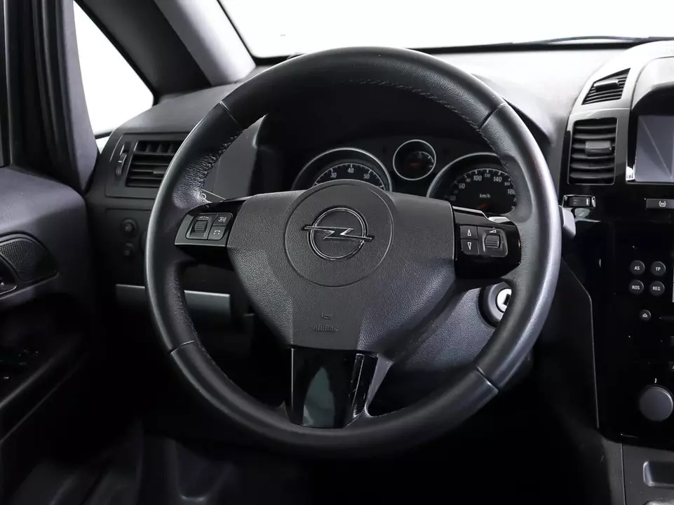 Opel Zafira, фото №17