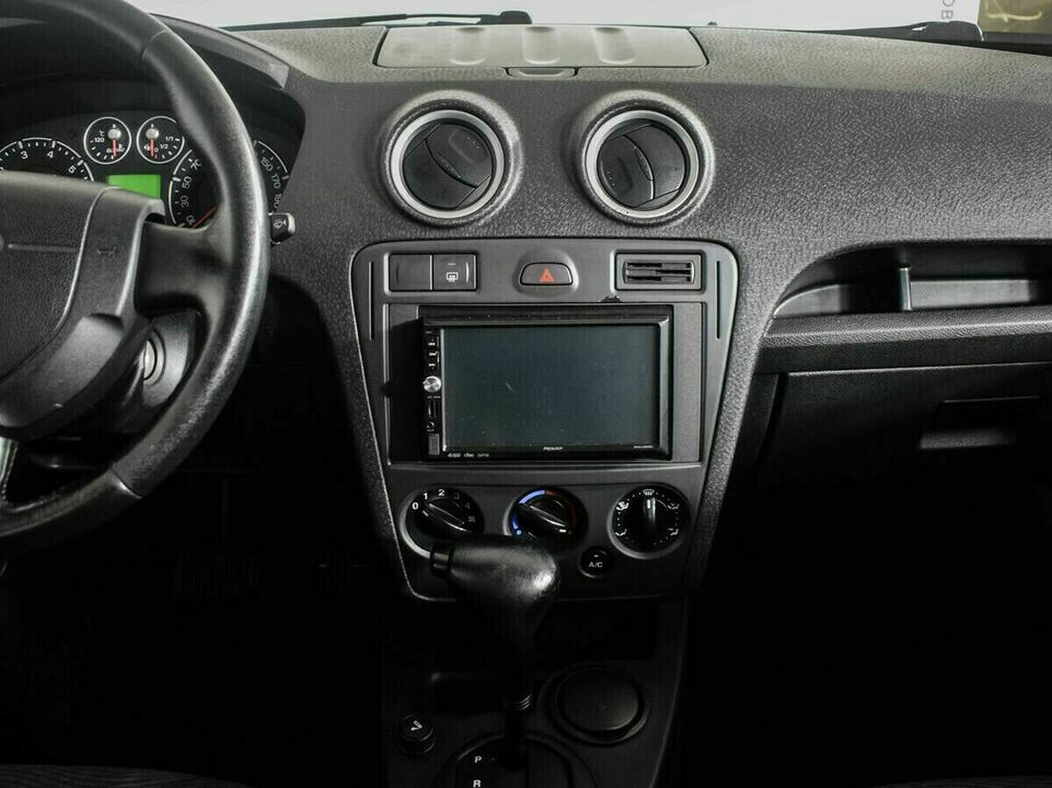Ford Fusion I Рестайлинг, фото №7