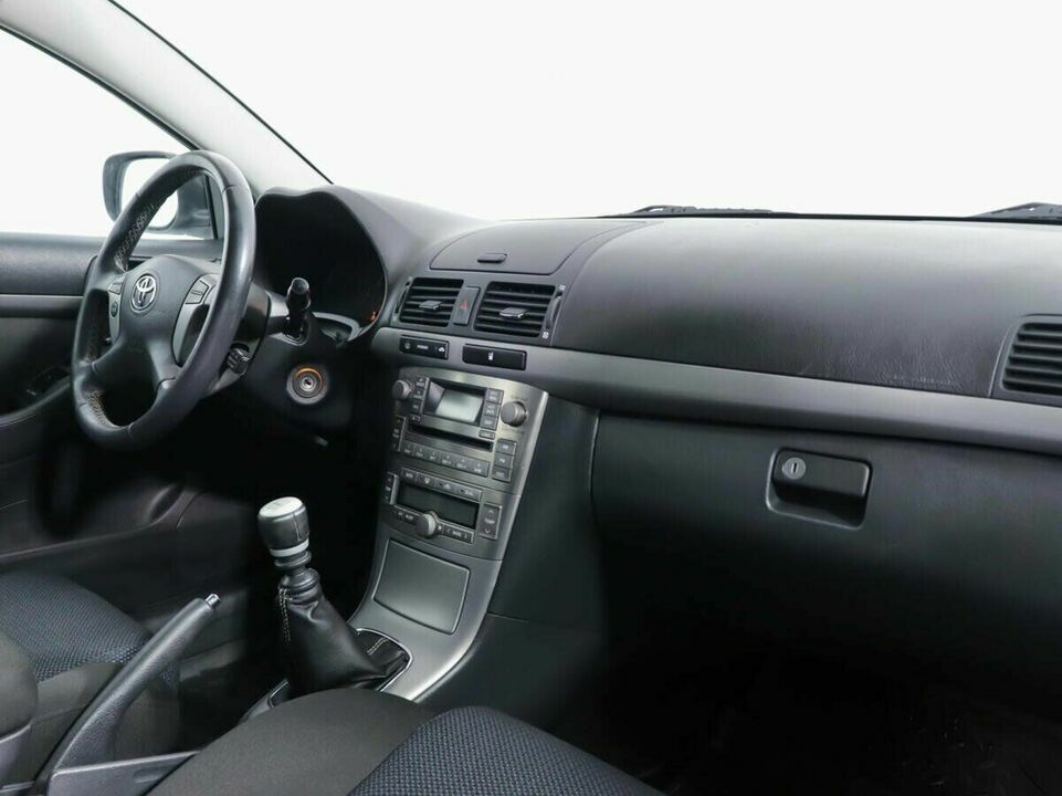 Toyota Avensis II Рестайлинг, фото №5